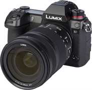 PANASONIC LUMIX S1 + S 24-105 PANASONIC LUMIX S1 + S 24-105